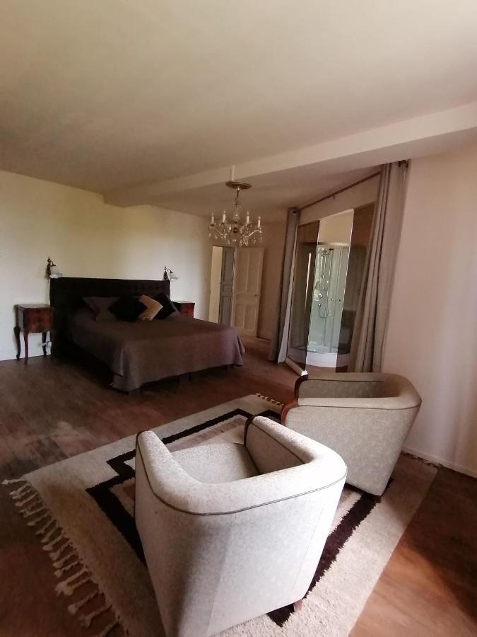 Authentieke Franse Kamer. Melay  Exteriér fotografie