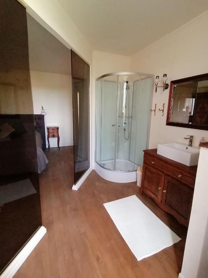 Authentieke Franse Kamer. Melay  Exteriér fotografie